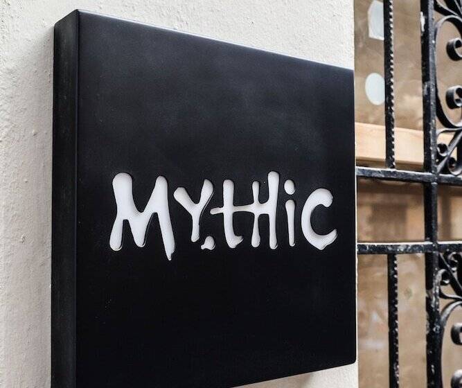 فندق Mythic Valencia