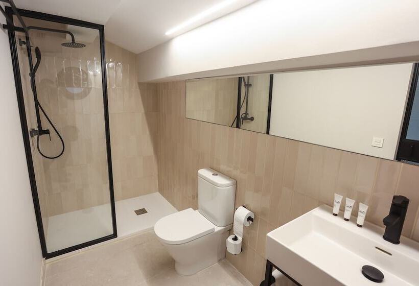 فندق Mythic Valencia