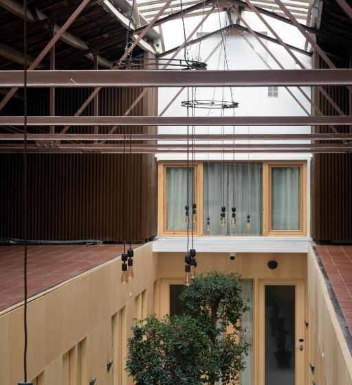 فندق Mythic Valencia