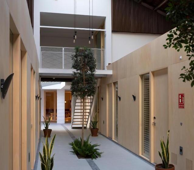 فندق Mythic Valencia