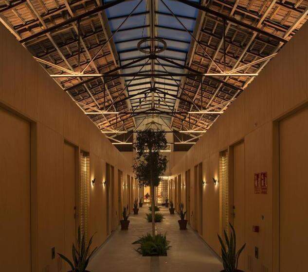 فندق Mythic Valencia