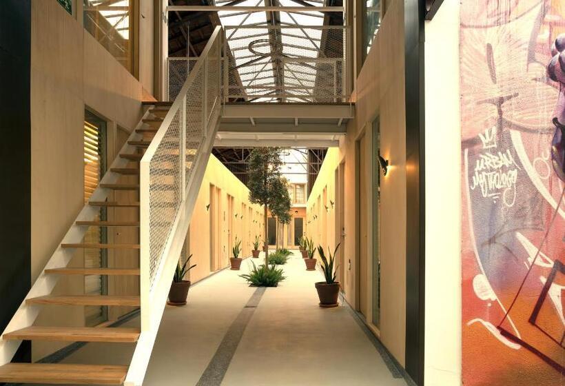 فندق Mythic Valencia