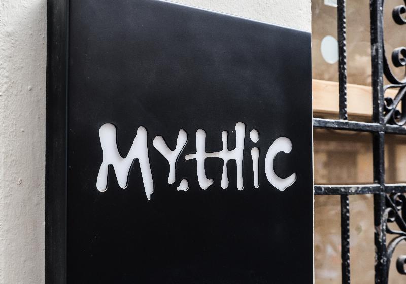 فندق Mythic Valencia