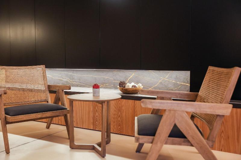 فندق Mythic Valencia