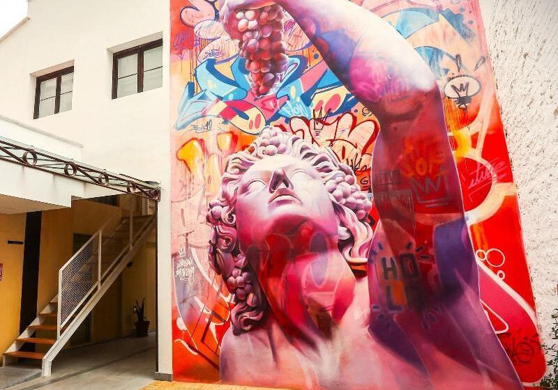 فندق Mythic Valencia