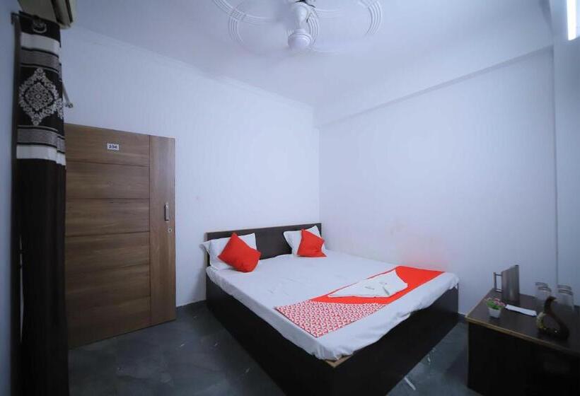 ホテル Oyo 91124 A S Palece