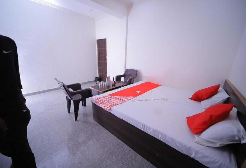 ホテル Oyo 91124 A S Palece