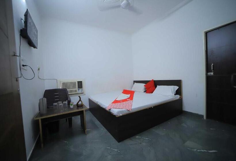 ホテル Oyo 91124 A S Palece