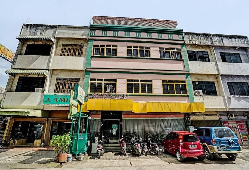 Отель Oyo 91805 Wisma Bari