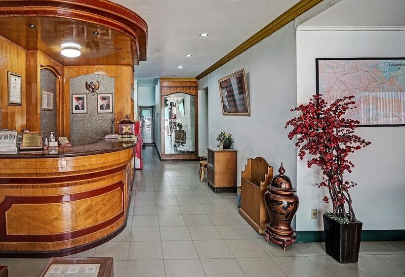 هتل Oyo 91805  Wisma Bari