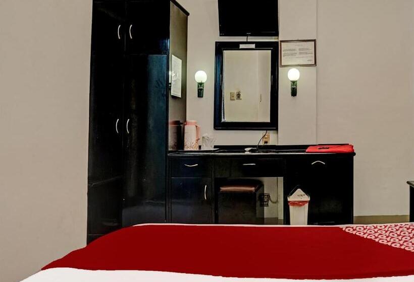 Отель Oyo 91805 Wisma Bari