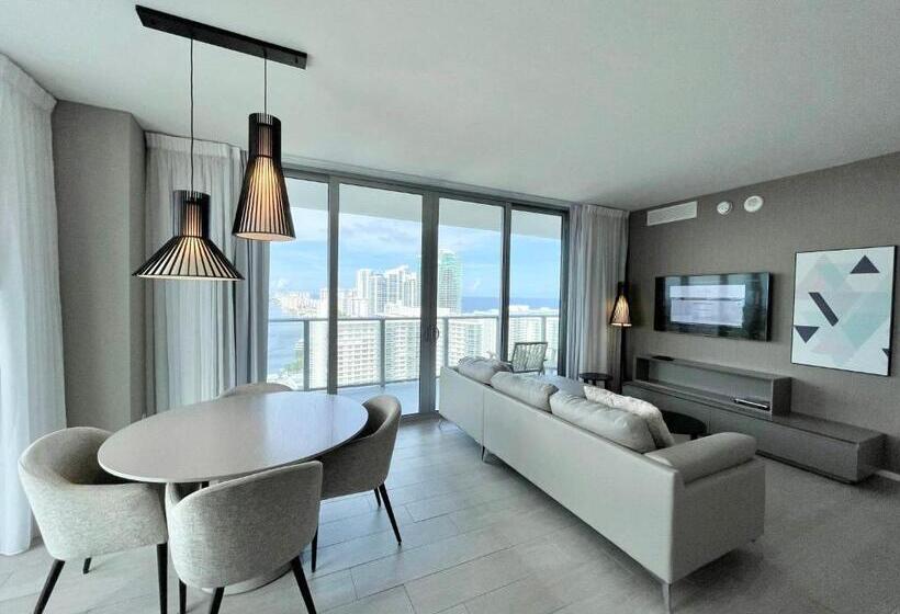 Hyde Beach House By Cielo Stays