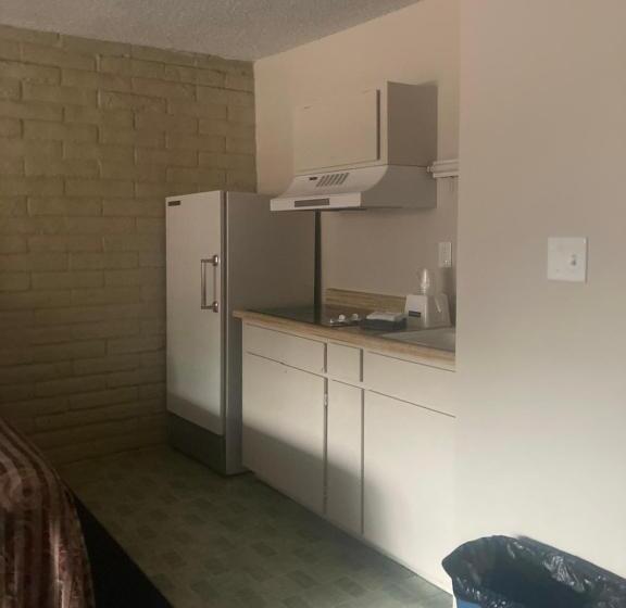 מוטל Travelodge By Wyndham Canyonville