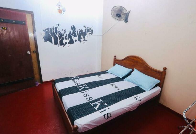 펜션 Evo Lodge Polhena