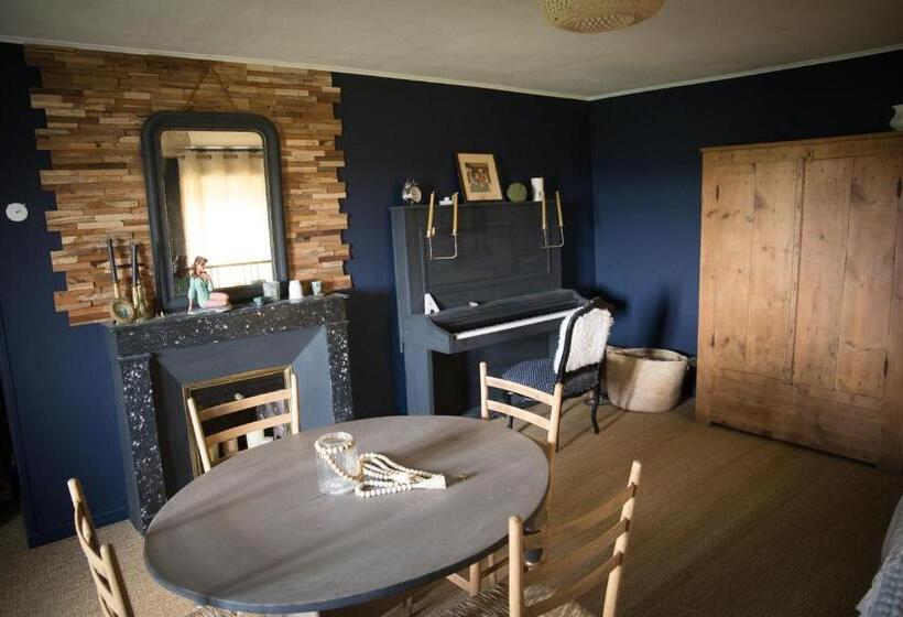 بنسيون Un Petit Bout Du Monde