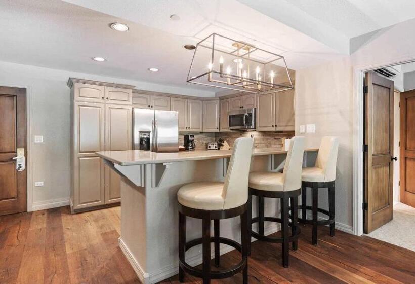 St James Place By East West Hospitality