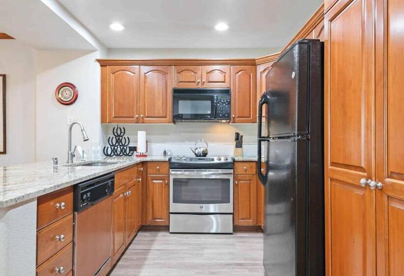 St James Place By East West Hospitality