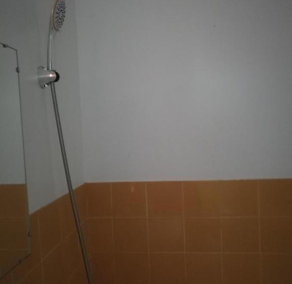 مبيت وإفطار Home Away From Home