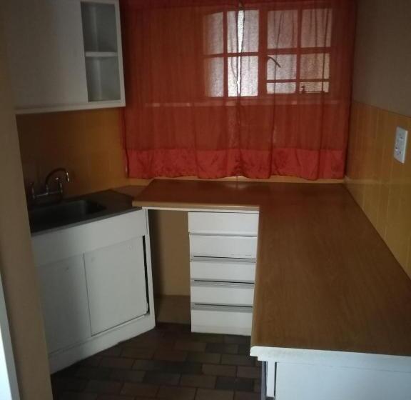 مبيت وإفطار Home Away From Home