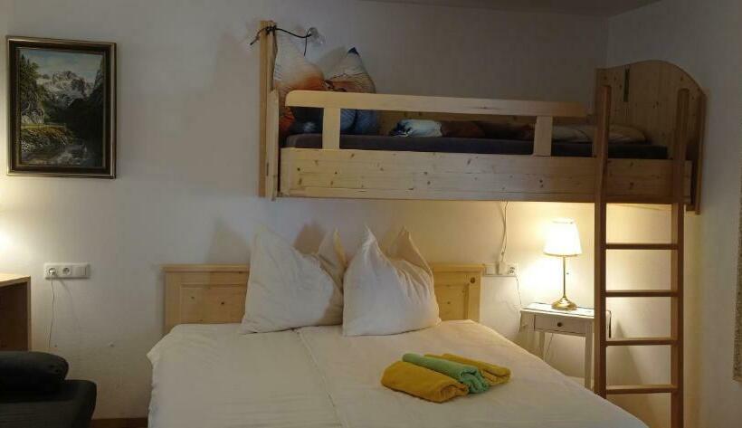 住宿加早餐  Landhaus Gerstgraser