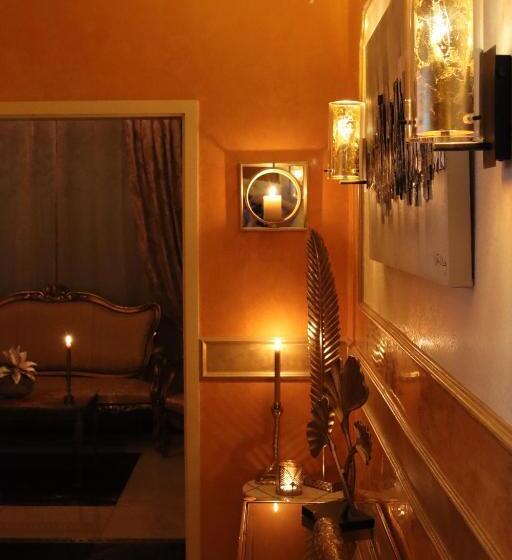 Bed and Breakfast Sweet Poison Rooms