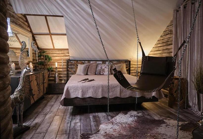 Bed and Breakfast Sweet Poison Rooms