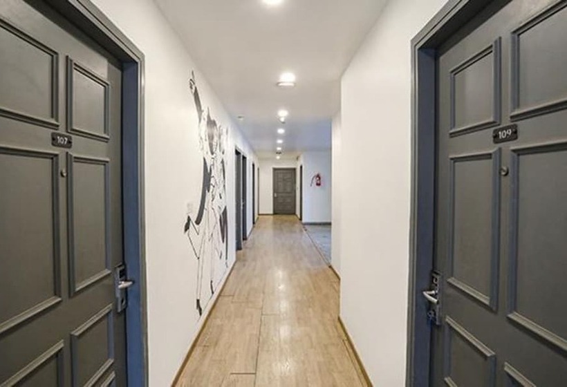 Fabhotel The Vaishali Dakshini Pitampura