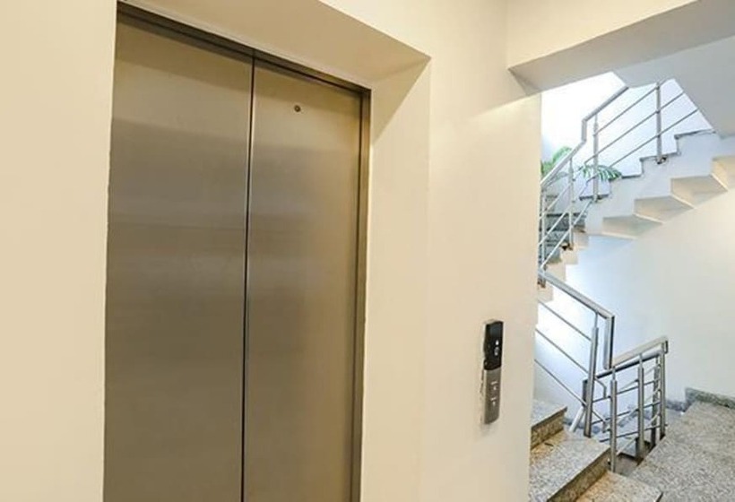 Fabhotel The Vaishali Dakshini Pitampura