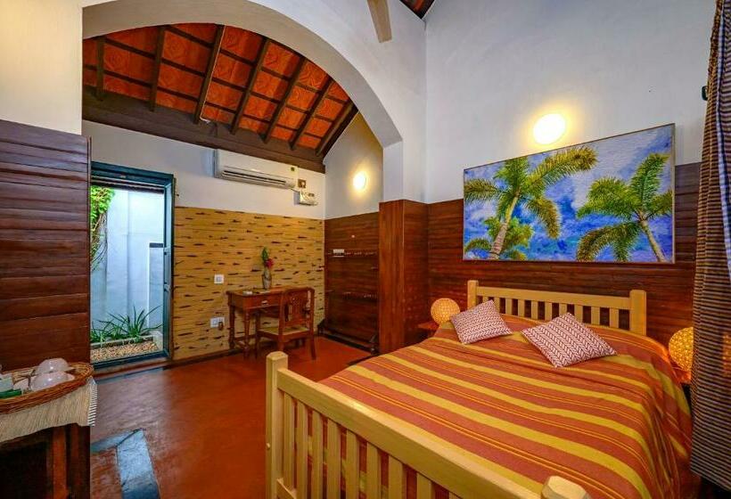 Отель Neemrana S Coconut Alley