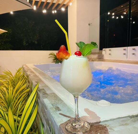 בית מלון כפרי Provincia Plaza