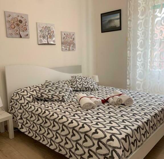 פנסיון Casa Elodie