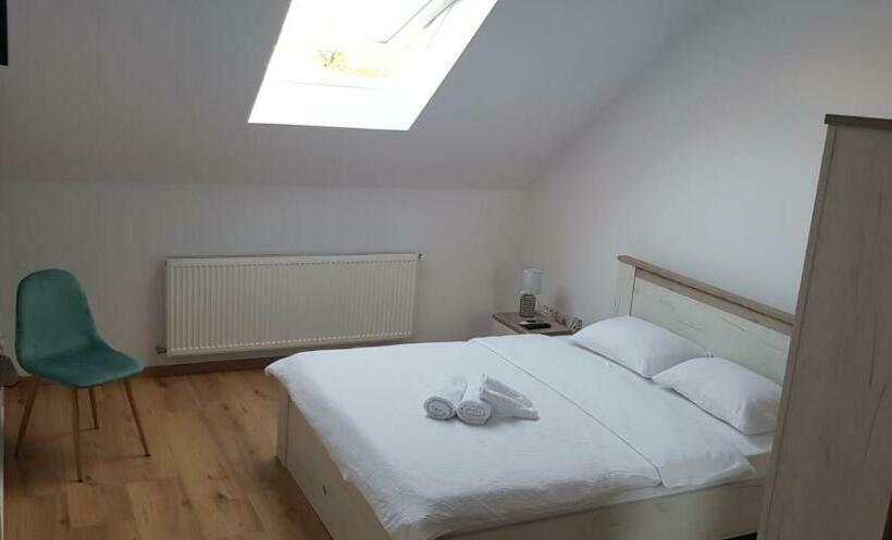 膳宿费 Casa Sura Sasilor