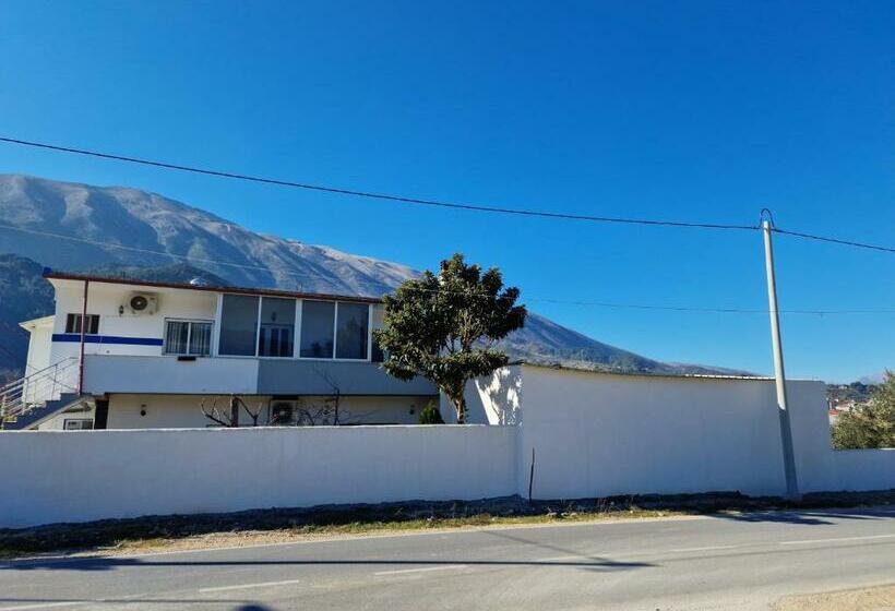 פנסיון Guest House Krishen