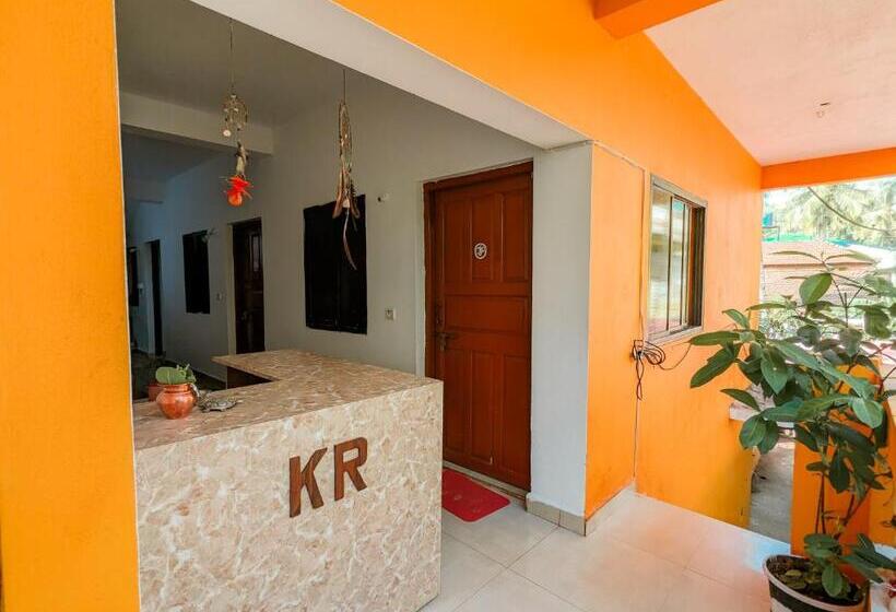 פנסיון Hare Krishna