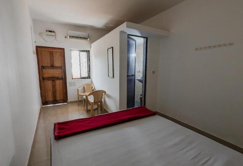 פנסיון Hare Krishna