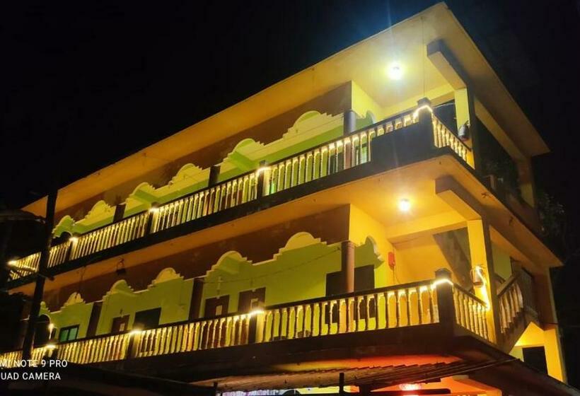 פנסיון Hare Krishna