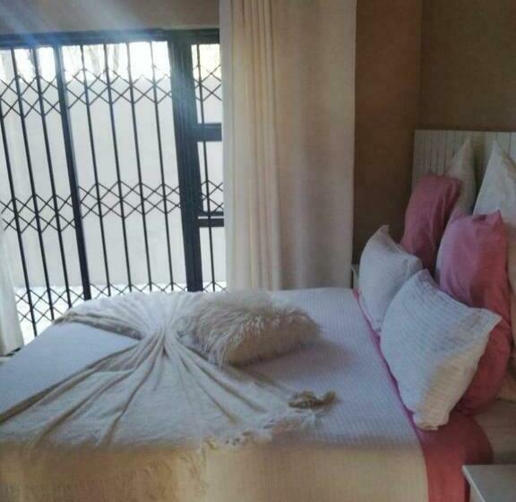 膳宿费 Our Bayside Way