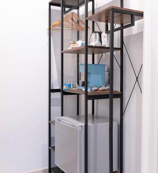 پانسیون Varese Suites