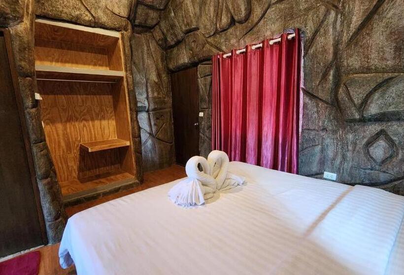 リゾートホテル บ้านไร่ วรรณ วาลย์ รีสอร์ท