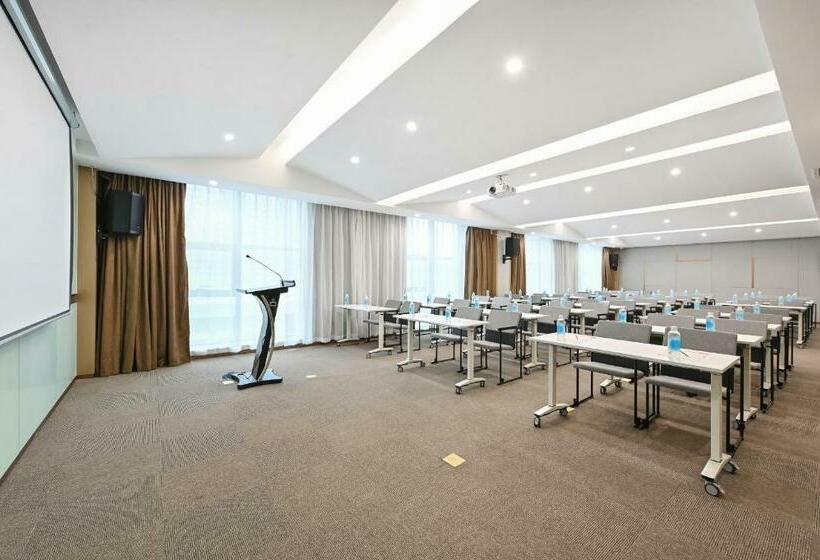 Atour Hotel Luliang Central Park