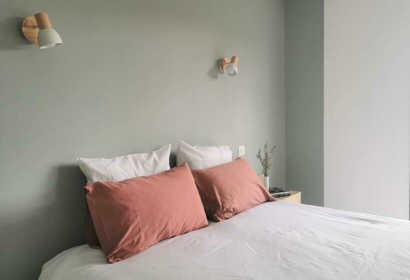 Bed and Breakfast Au Jardin Des Deux Roches