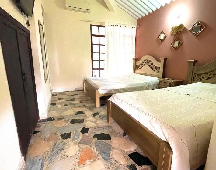 Отель Campestre Toro Loco