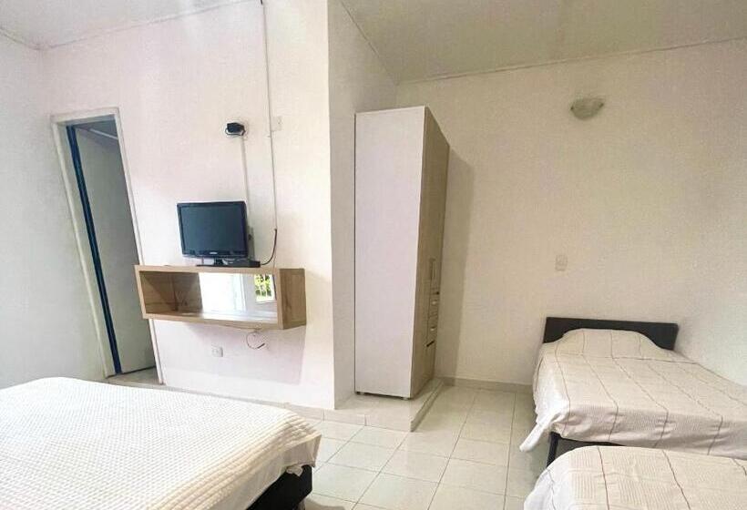 هتل Campestre Toro Loco