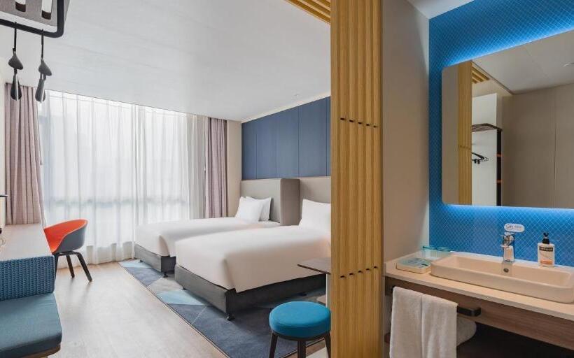 Отель Holiday Inn Express Taiyuan High Tech Zone, An Ihg