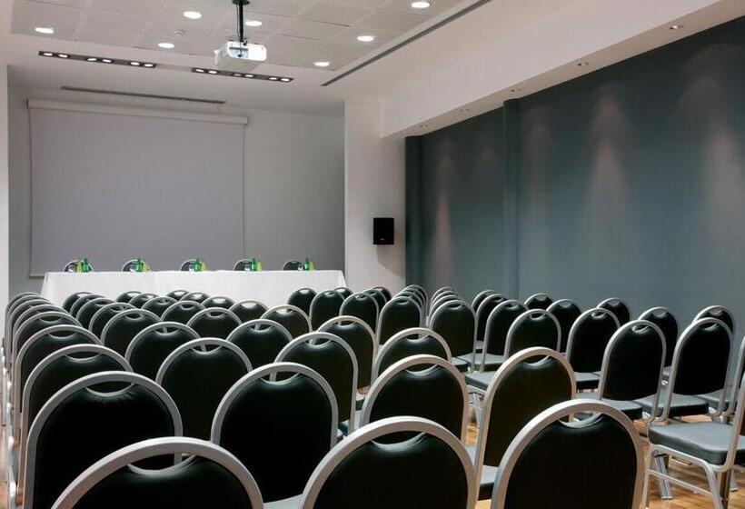 בית מלון כפרי Sea Art