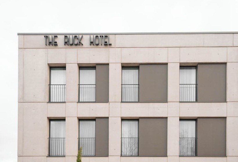 酒店 The Ruck