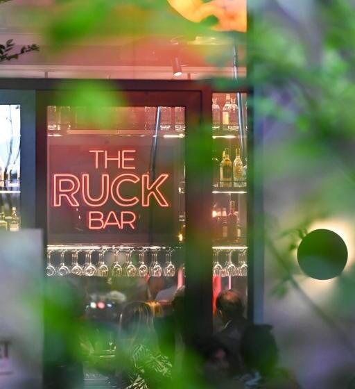 酒店 The Ruck