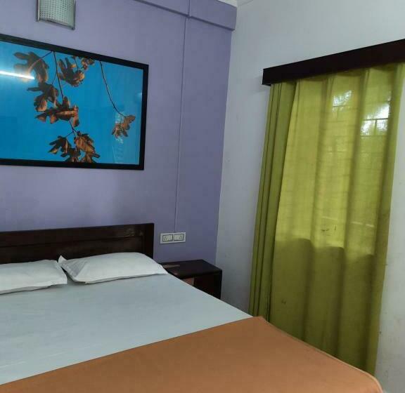 פנסיון Cherry Blossom Guest House