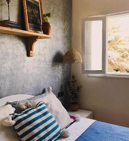 پانسیون El Moja Surfhouse