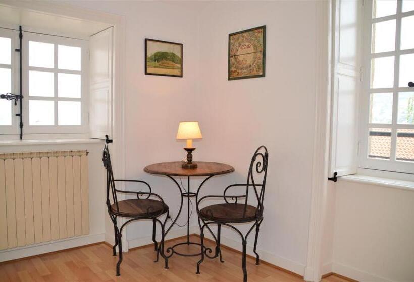 مبيت وإفطار Maison Au Loup   Superbe Ancien Hotel Particulier Du Xvie Siècle Au Cœur De La Vieille Ville Du Puy